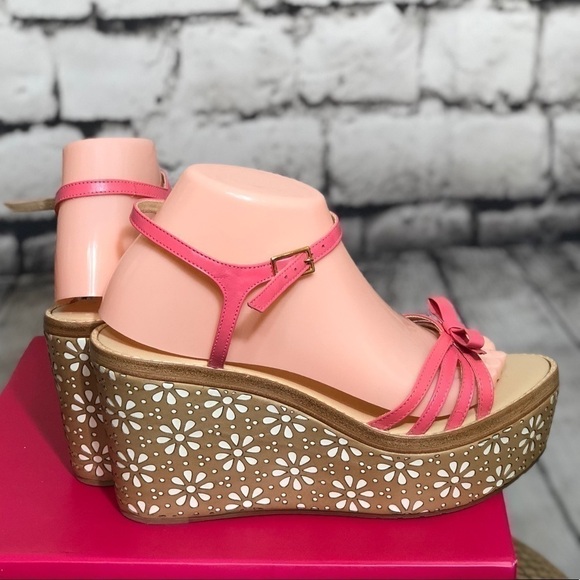9.5 Pink Laser Cut Platform Sandals Kate Spade - Picture 2 of 6